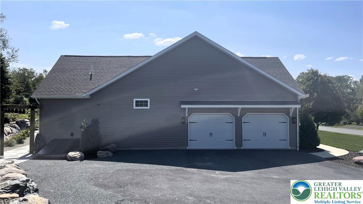 202 Silver Fox Trail Nazareth, PA 18064 - Photo 10 of 71