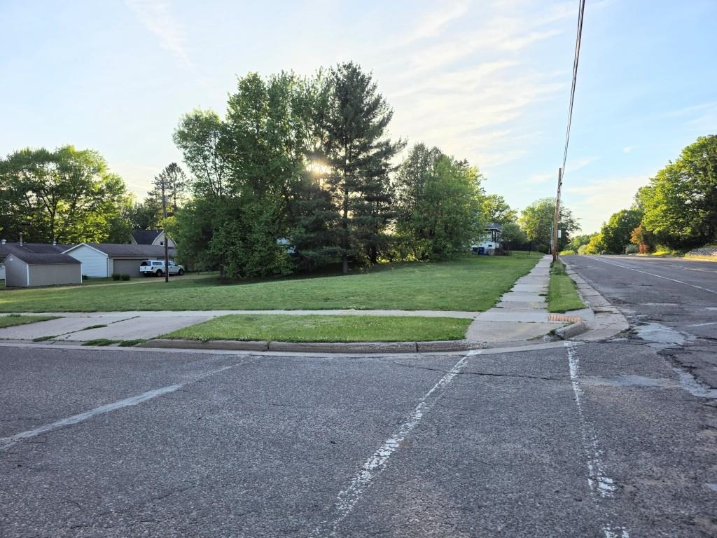 903 Grand Avenue Merrill, WI 54452 - Photo 2 of 5
