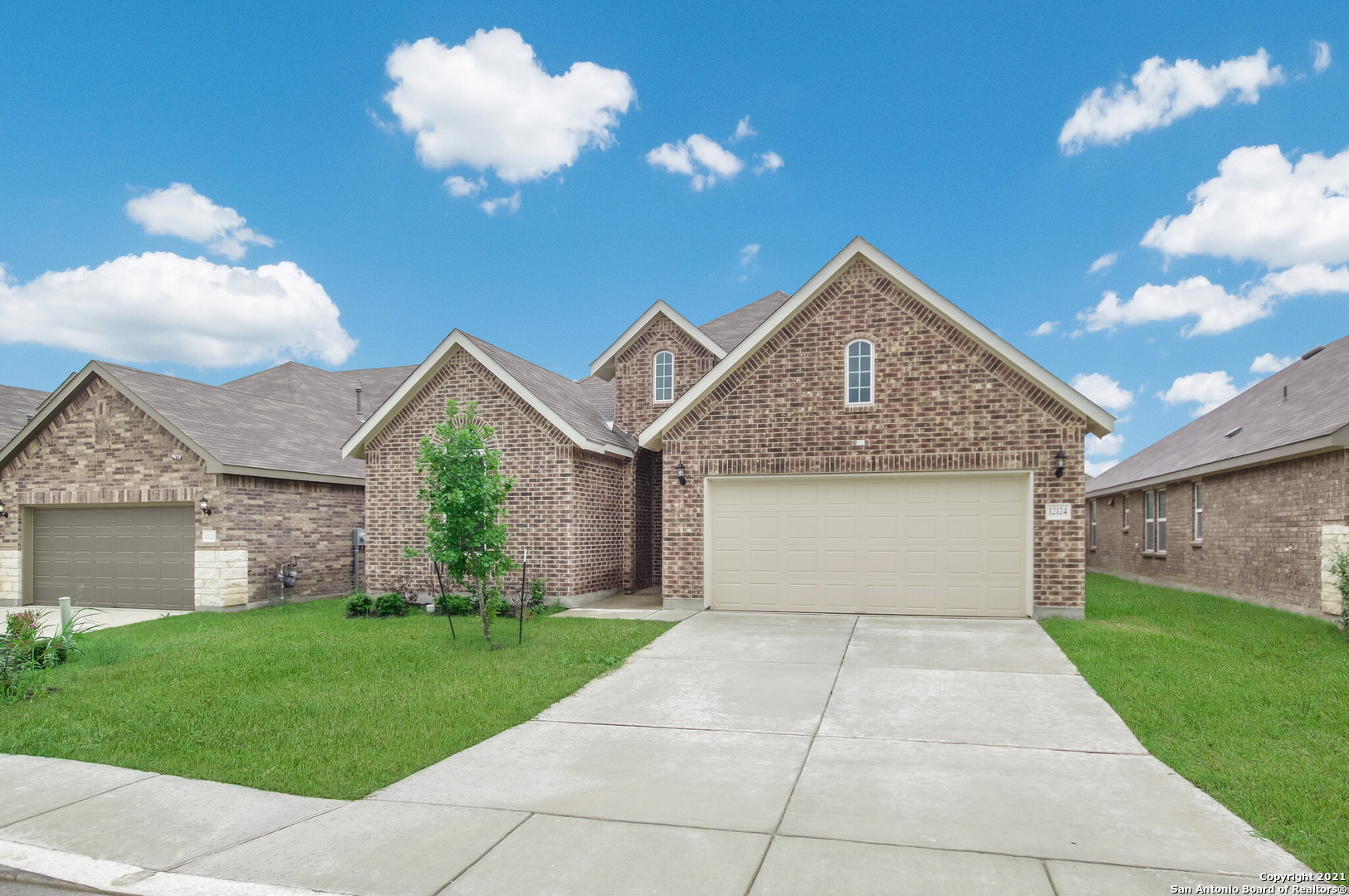 12124 Coyote Ranch San Antonio, TX 78254 - Photo 3 of 25