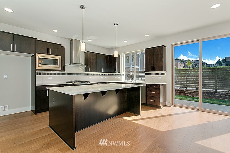 5217 Northeast 11th Place Renton, WA 98059 - Photo 13 of 16