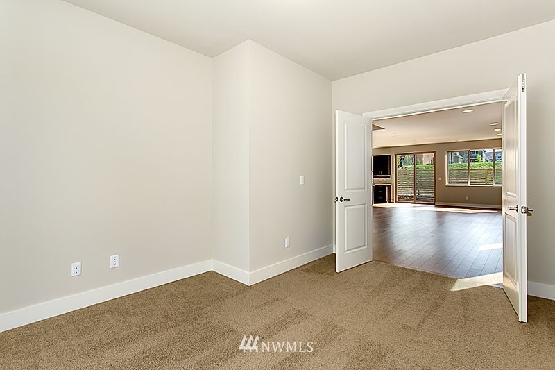 5217 Northeast 11th Place Renton, WA 98059 - Photo 15 of 16
