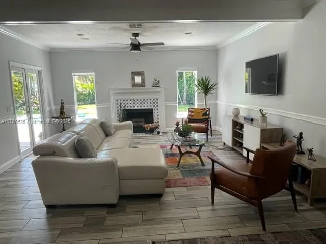 $6,500 | 101 Southwest 101st Terrace, Unit 101, Plantation, FL 33324