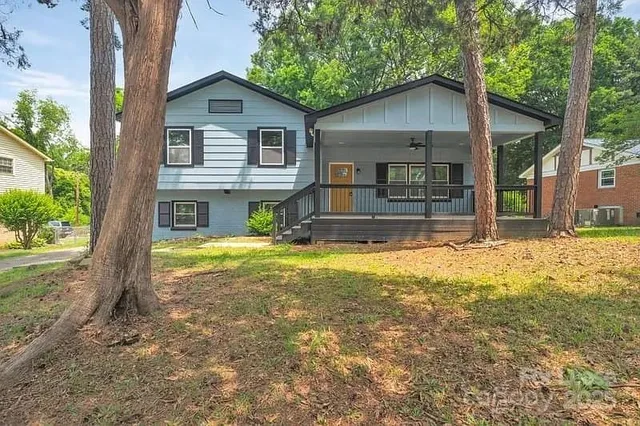 $2,800 | 1001 Archdale Drive, Charlotte, NC 28217