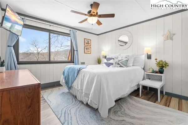 $295,000 | 220 Charter Hills Road, Unit C2, Beech Mountain, NC 28604