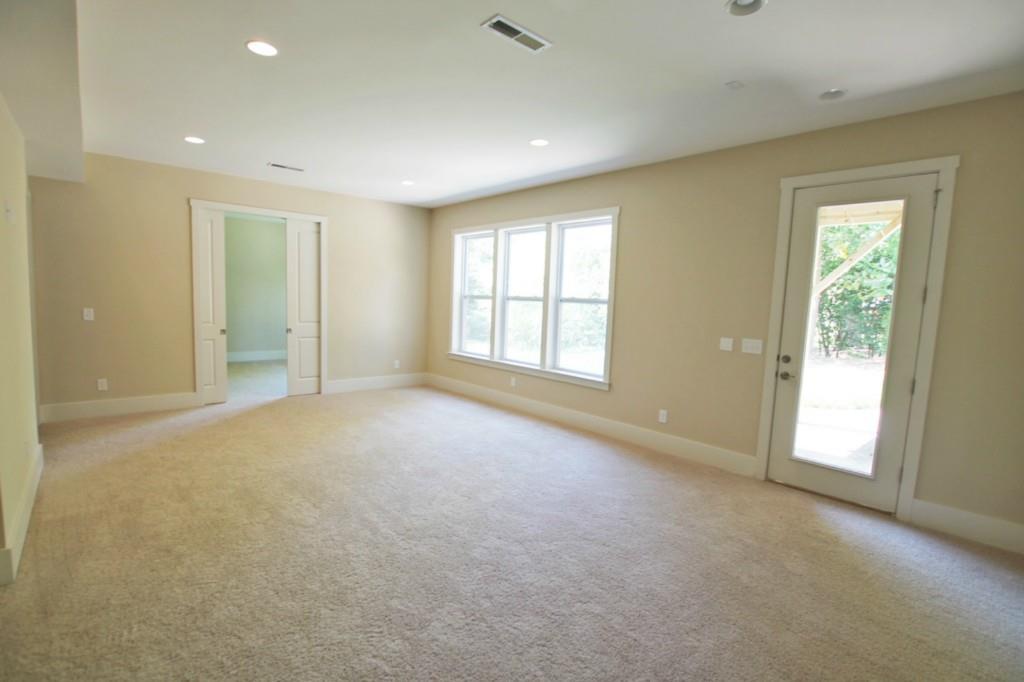 6112 Sharon Road, Unit 1 Charlotte, NC 28210 - Photo 14 of 16 Gallery Image 14