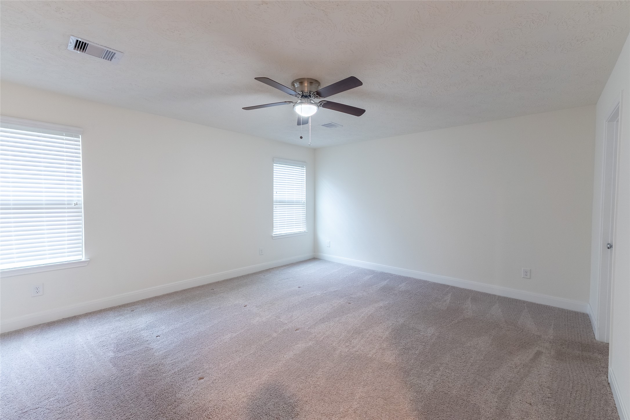 27646 Mesabe Drive Magnolia, TX 77354 - Photo 15 of 24 a view of an empty room with a window