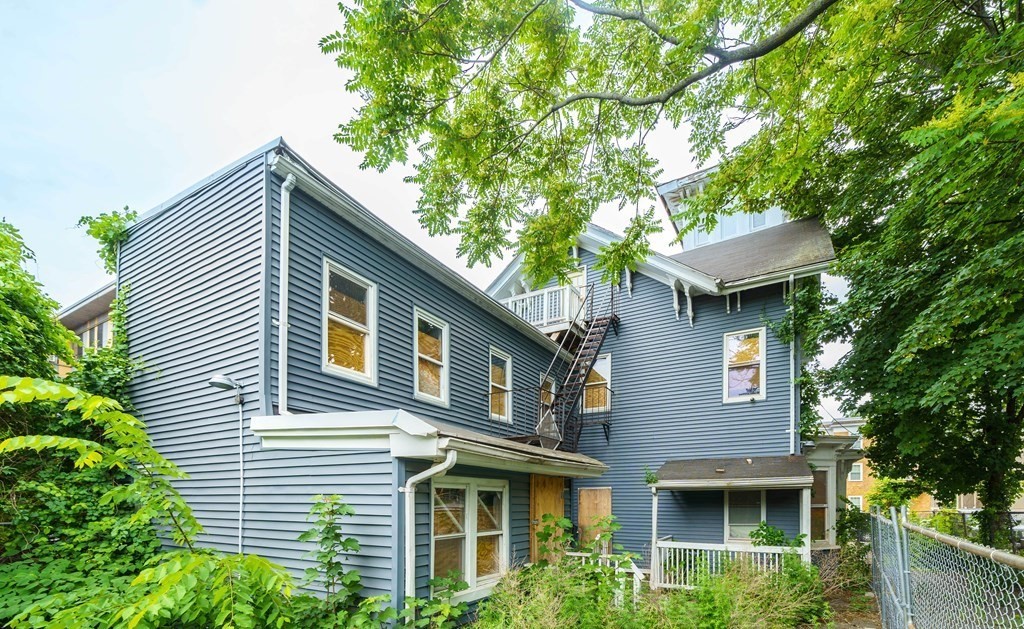 7 Greenville Street Boston, MA 02119 - Photo 4 of 6