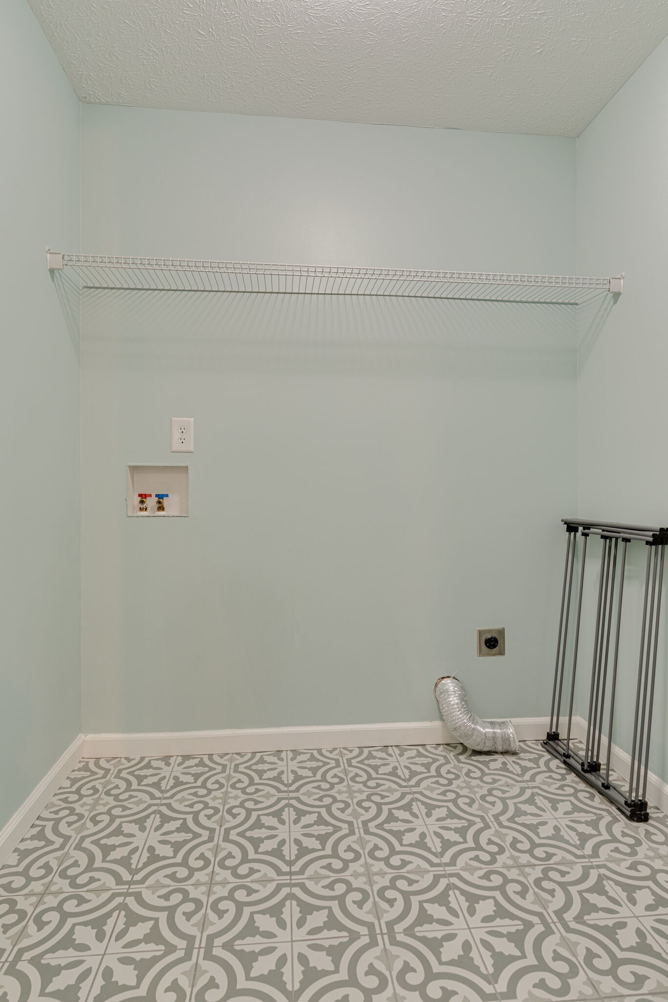 220 Old Martin Chapel Road Portland, TN 37148 - Photo 12 of 31 a view of a small space