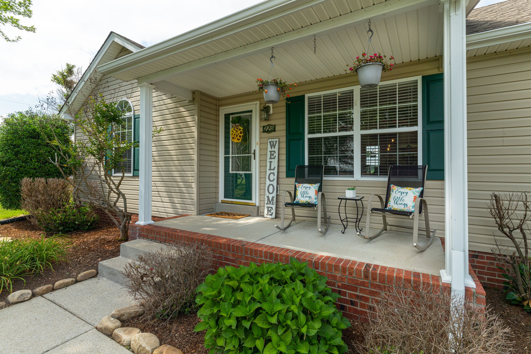 220 Old Martin Chapel Road Portland, TN 37148 - Photo 3 of 31 a view of a house with patio
