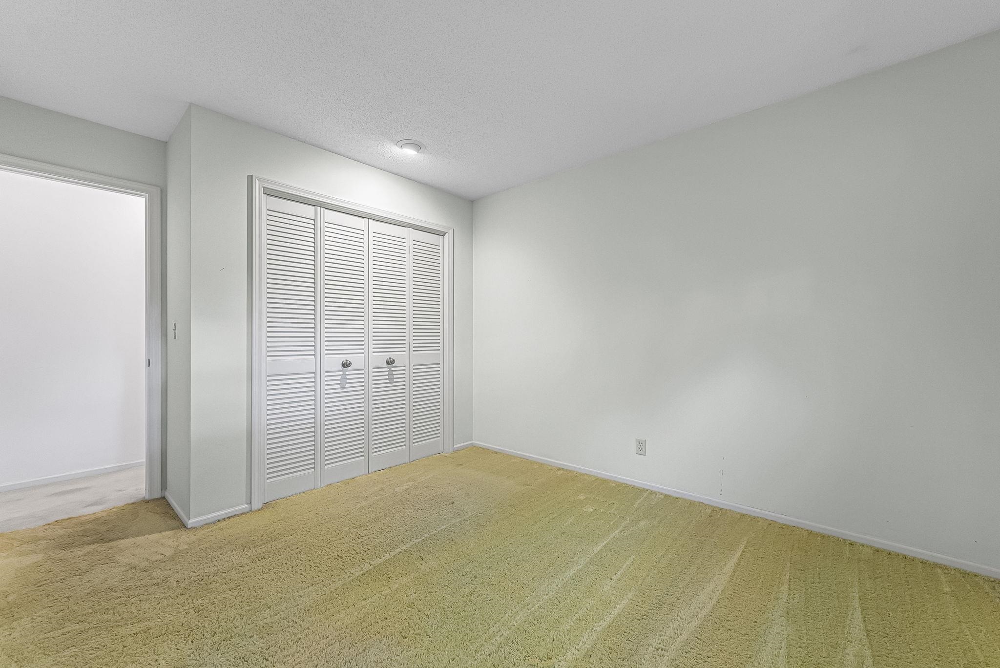 8165 South Lakeview Road Traverse City, MI 49684 - Photo 31 of 41 1939646-7e57a96b-b877-45b6-9ccb-3459110ed25f.JPG