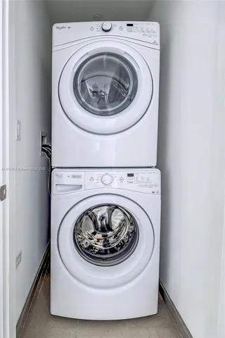 $5,900 | 88 Southwest 7th Street, Unit 1503, Miami, FL 33130