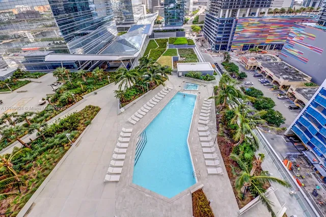 $5,900 | 88 Southwest 7th Street, Unit 1503, Miami, FL 33130