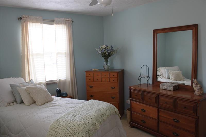 1947 Borland Road Pittsburgh, PA 15243 - Photo 14 of 20 Gallery Image 14