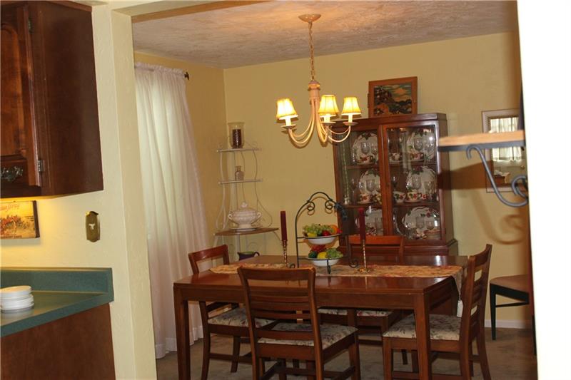 1947 Borland Road Pittsburgh, PA 15243 - Photo 9 of 20 Gallery Image 9