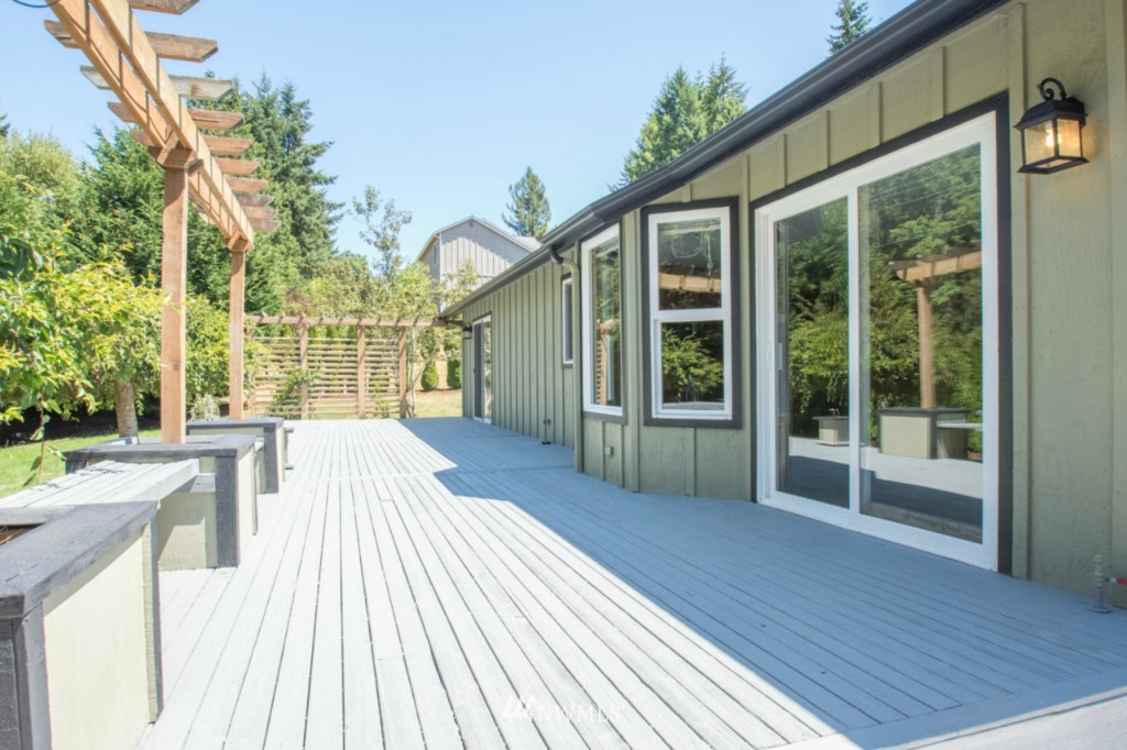 4031 Stohlton Road Southeast Port Orchard, WA 98366 - Photo 20 of 25 Gallery Image 20