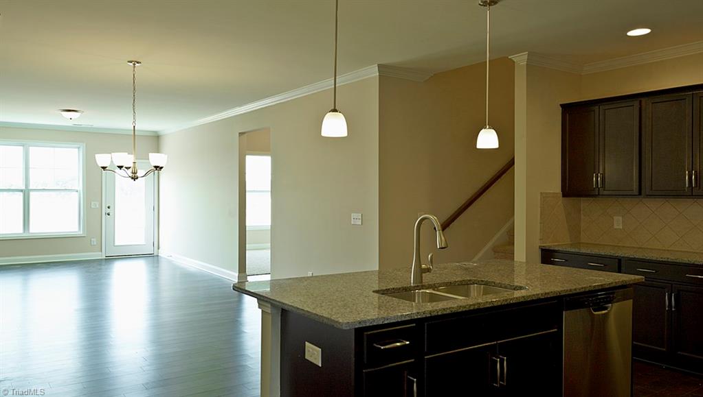 4 Finley Ridge Way, Unit 30 Greensboro, NC 27455 - Photo 4 of 26 Gallery Image 4