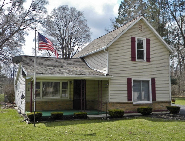 165 East Levi Lee Road Warsaw, IN 46582 - Photo 1 of 29 Gallery Image 1