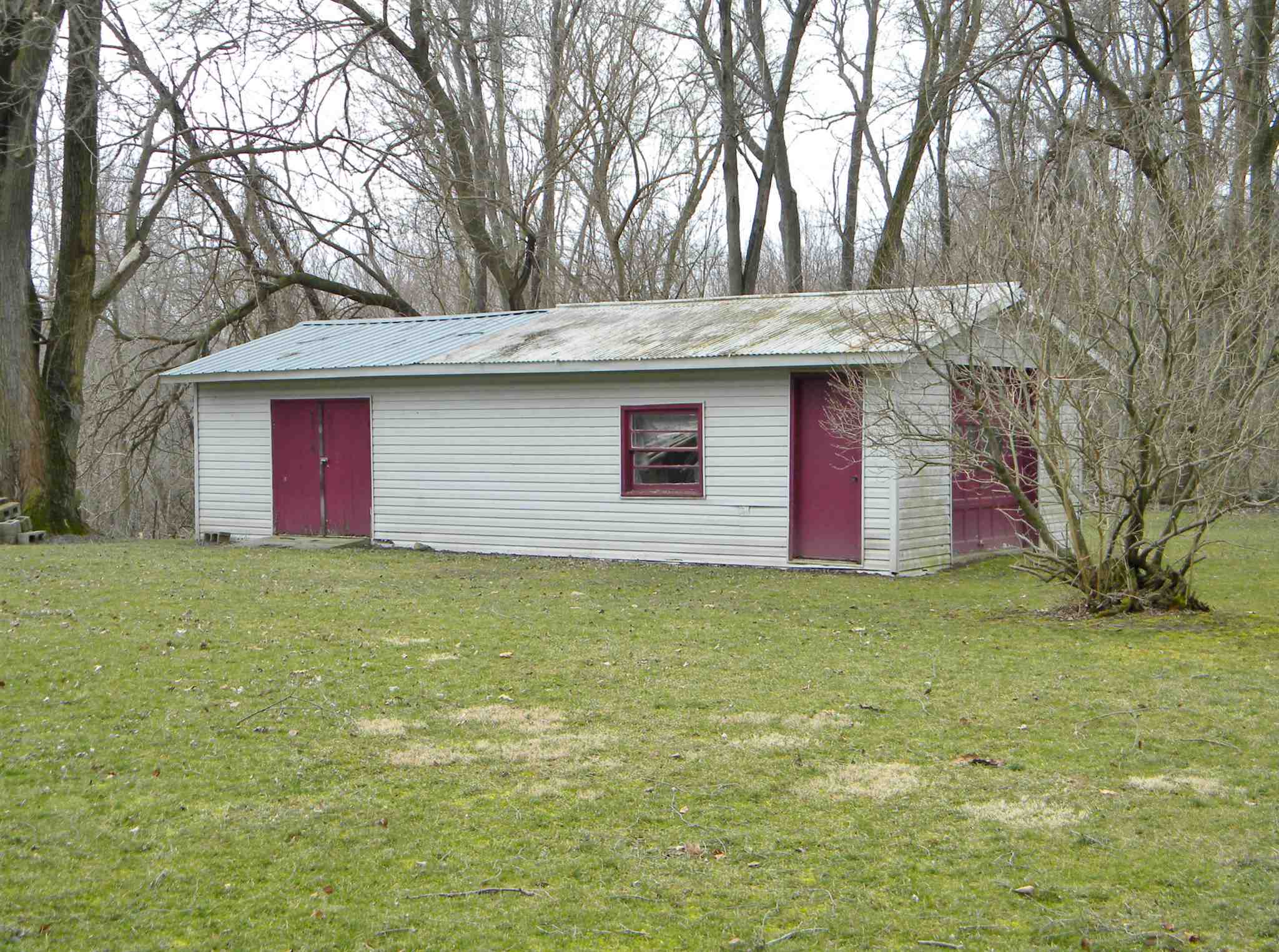 165 East Levi Lee Road Warsaw, IN 46582 - Photo 23 of 29 Gallery Image 23