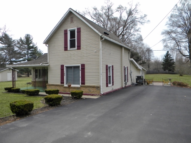 165 East Levi Lee Road Warsaw, IN 46582 - Photo 29 of 29 Gallery Image 29