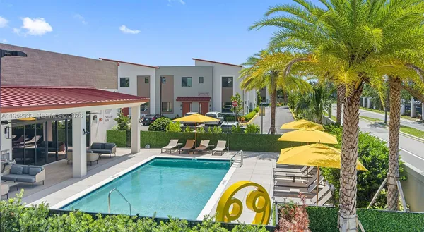 $3,501 | 1001 Northeast 58th Street, Unit A, Oakland Park, FL 33334