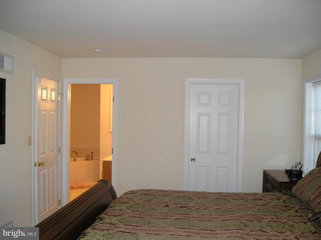 567 Royal Road Palmyra, PA 17078 - Photo 13 of 23 Gallery Image 13