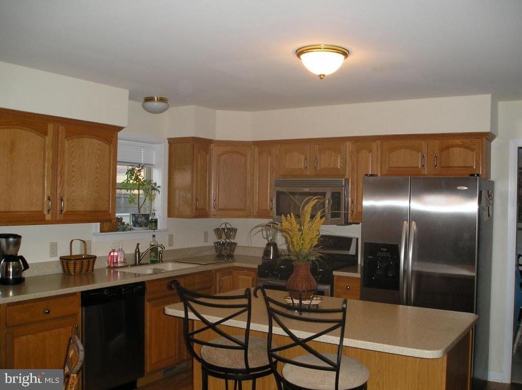 567 Royal Road Palmyra, PA 17078 - Photo 4 of 23 Gallery Image 4