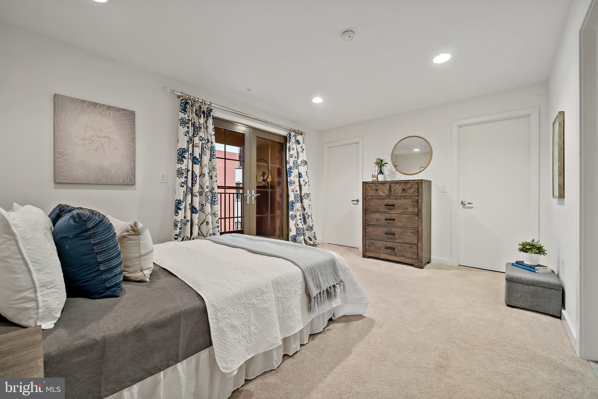 219 South 18th Street, Unit 526 Philadelphia, PA 19103 - Photo 12 of 25