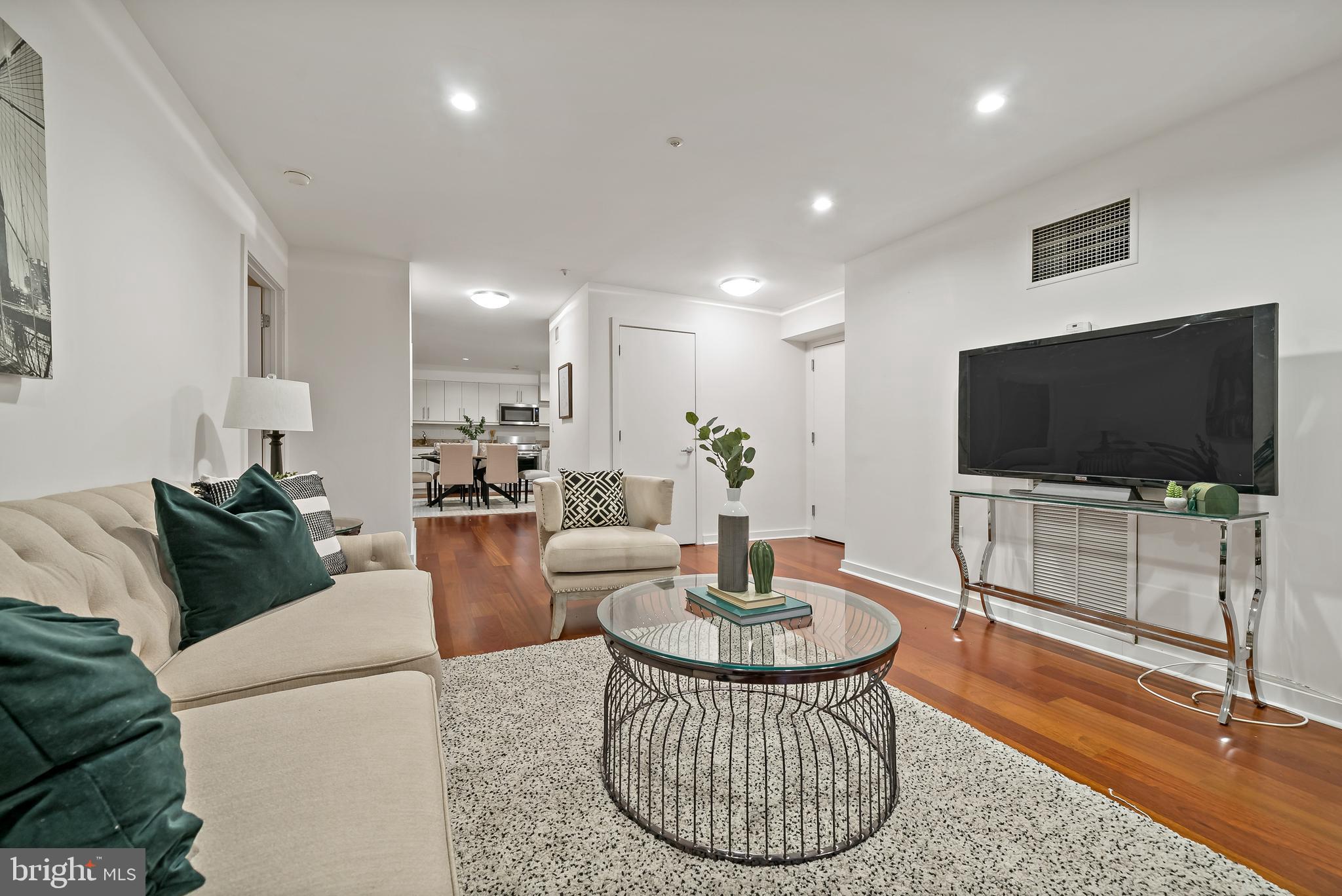 219 South 18th Street, Unit 526 Philadelphia, PA 19103 - Photo 6 of 25