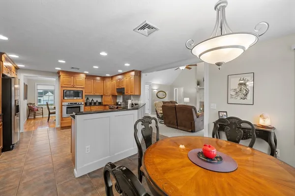 $725,000 | 7 Nellie's Way, Dudley, MA 01571