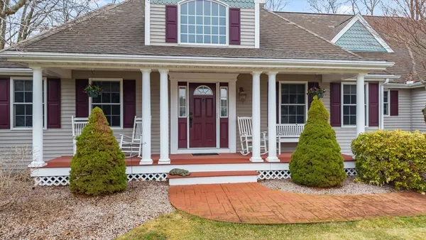 $725,000 | 7 Nellie's Way, Dudley, MA 01571