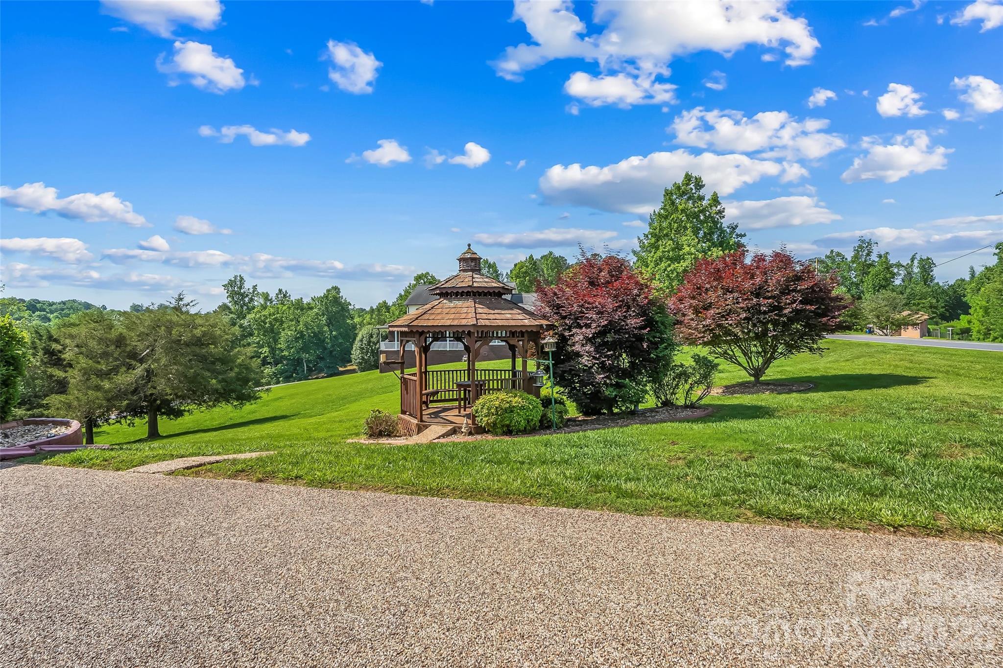 5305 Icard Ridge Road Hickory, NC 28601 - Photo 33 of 40