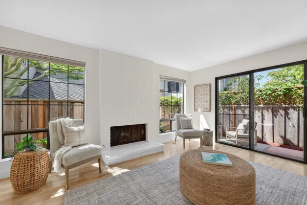 $945,000 | 141 Southampton Lane, Unit A, Santa Cruz, CA 95062