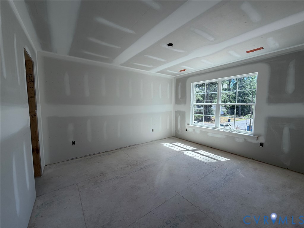 21303 Rutledge Avenue Petersburg, VA 23803 - Photo 8 of 14