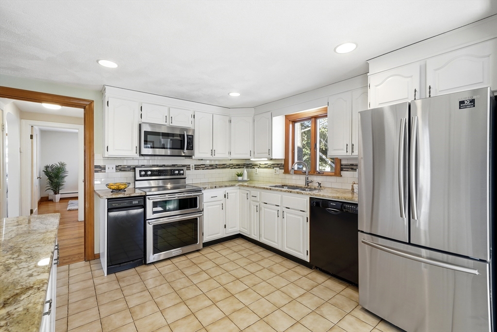 9 Balfour Street Lexington, MA 02421 - Photo 13 of 42 Gallery Image 13