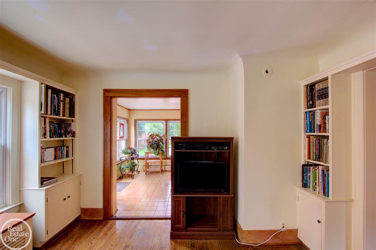 1165 Harvard Road Grosse Pointe Park, MI 48230 - Photo 18 of 50
