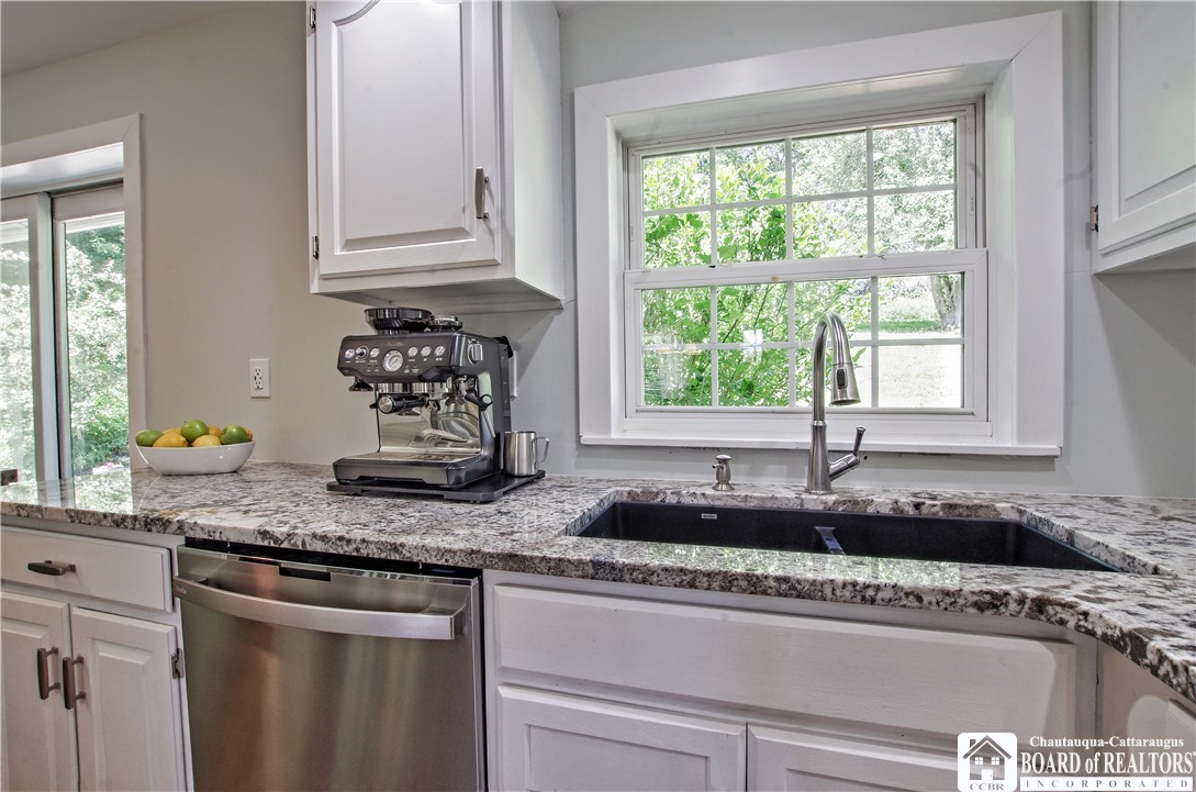 3077 Fluvanna Townline Road Jamestown, NY 14701 - Photo 8 of 25