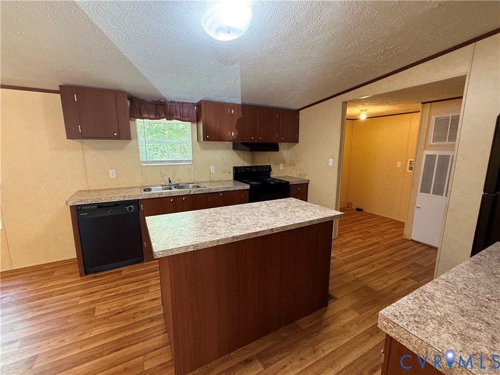 184 Ivy Road Howardsville, VA 24562 - Photo 10 of 20