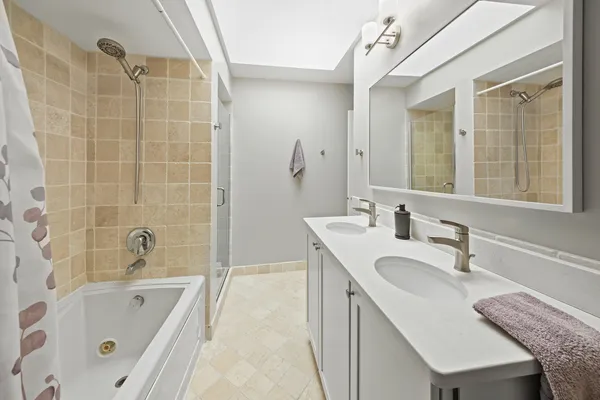 $5,000 | 1644 North Mohawk Street, Unit B, Chicago, IL 60614