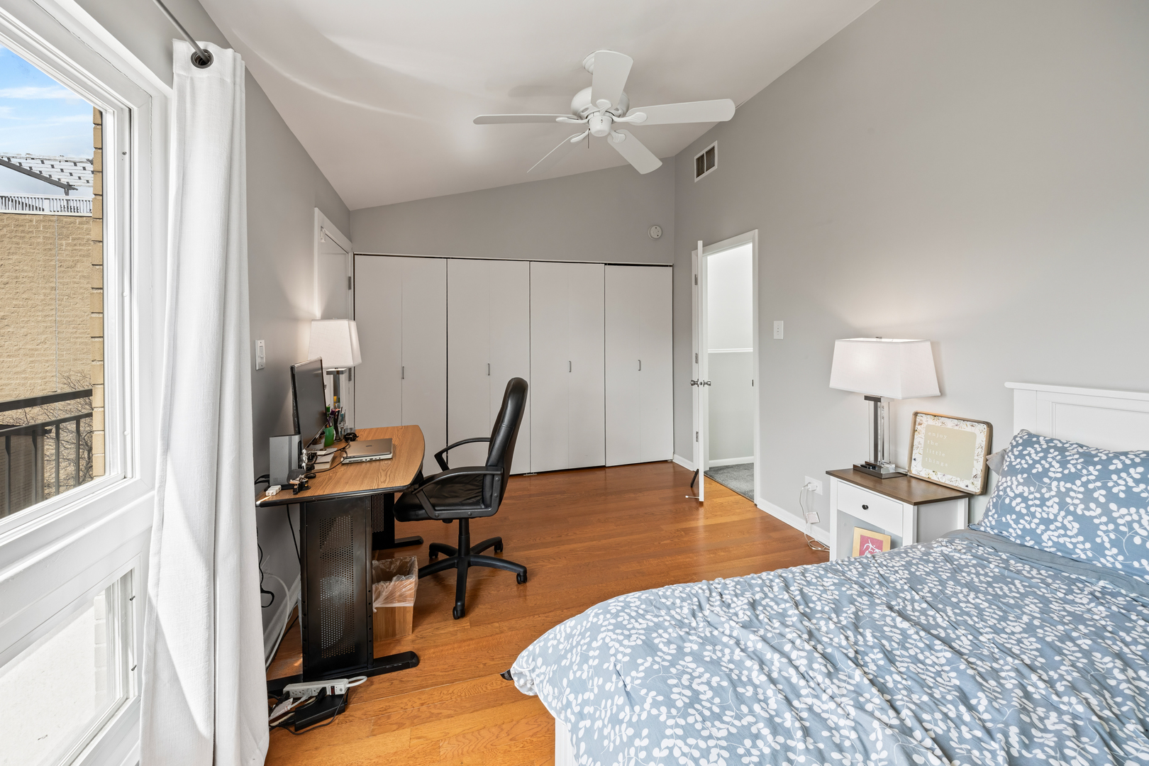 1644 North Mohawk Street, Unit B Chicago, IL 60614 - Photo 13 of 19