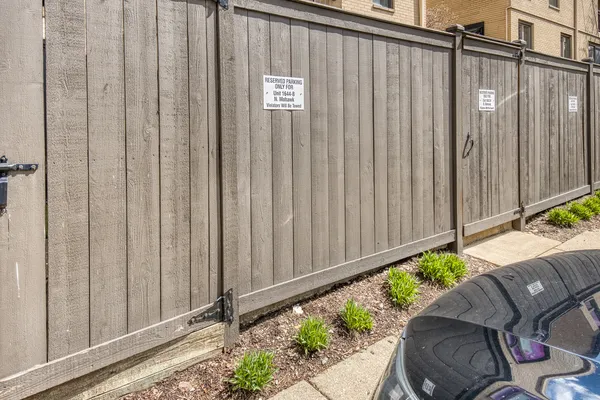 $5,000 | 1644 North Mohawk Street, Unit B, Chicago, IL 60614