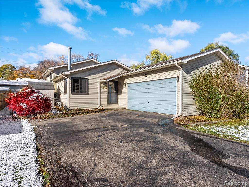 3940 Cone Avenue Rochester Hills, MI 48309 - Photo 1 of 30
