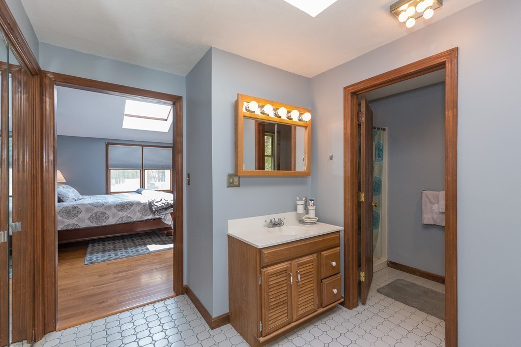 32 Upland Road Burlington, MA 01803 - Photo 14 of 30 Gallery Image 14