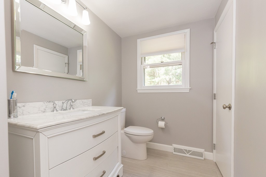 32 Upland Road Burlington, MA 01803 - Photo 18 of 30 Gallery Image 18