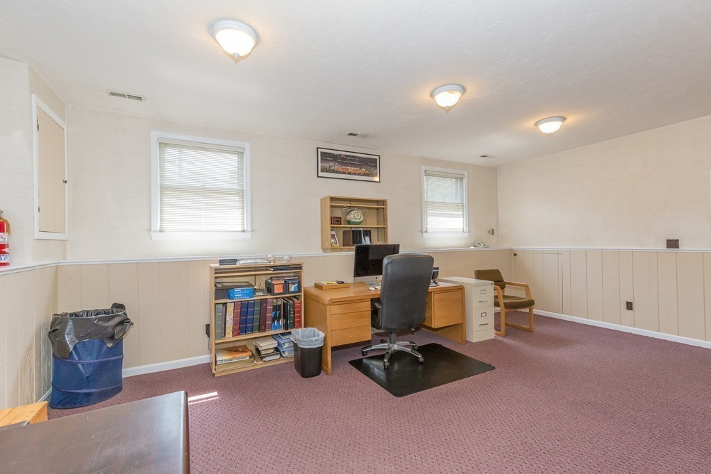 32 Upland Road Burlington, MA 01803 - Photo 25 of 30 Gallery Image 25
