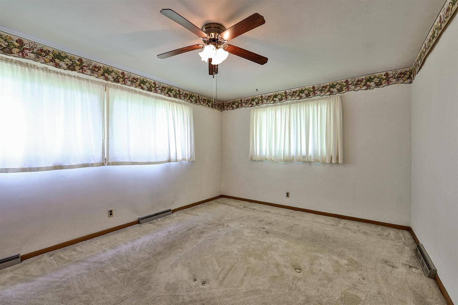 5891 Hendrickson Road Franklin, OH 45005 - Photo 13 of 26 Gallery Image 13