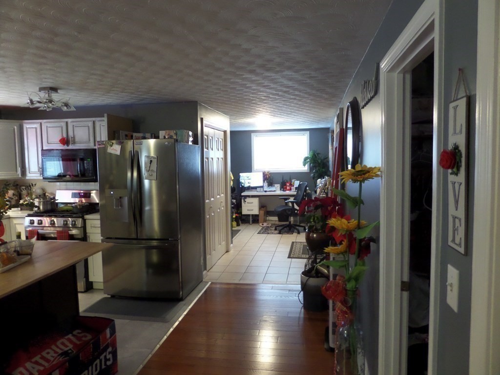 174 Jencks Street Fall River, MA 02723 - Photo 14 of 33 Gallery Image 14
