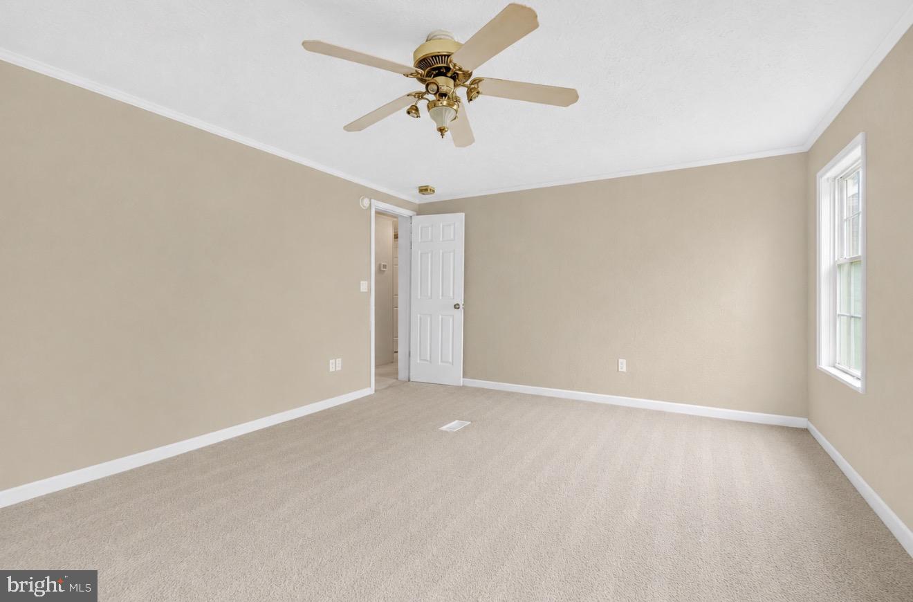 1382 Walnut Shell Drive Vinton, VA 24179 - Photo 9 of 11