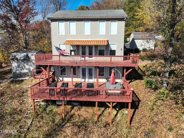 $435,000 | 395 Lakeshore Road, Bluff City, TN 37618