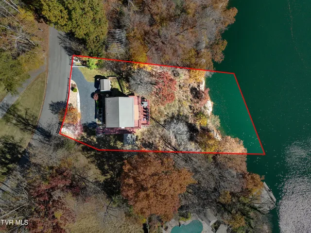 $435,000 | 395 Lakeshore Road, Bluff City, TN 37618