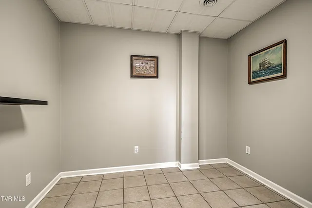 $435,000 | 395 Lakeshore Road, Bluff City, TN 37618